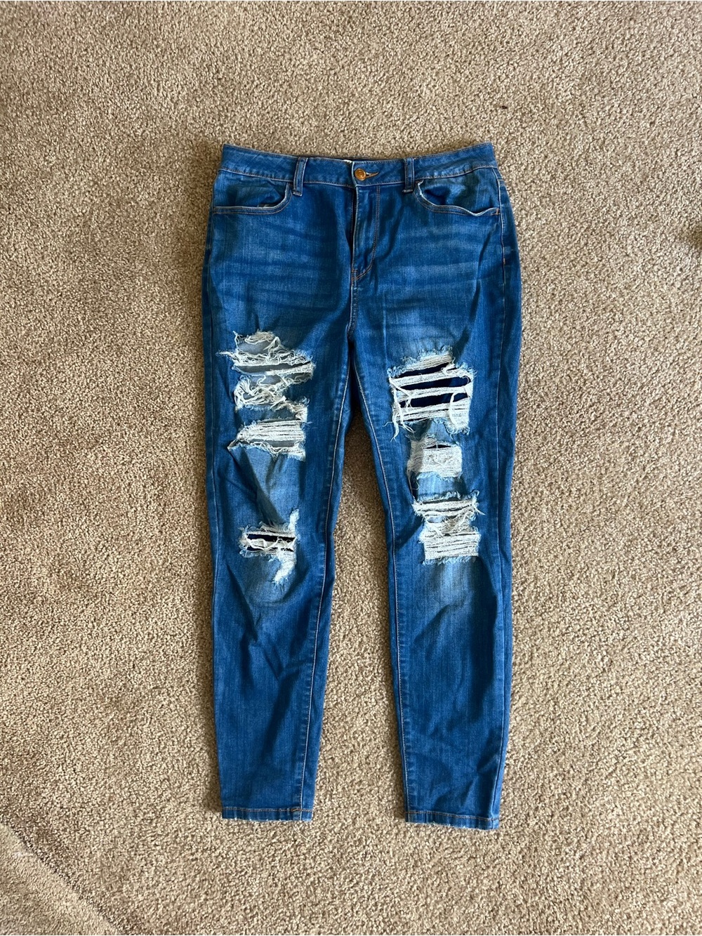 Wax Jean Distressed Skinny Jeans 11/30